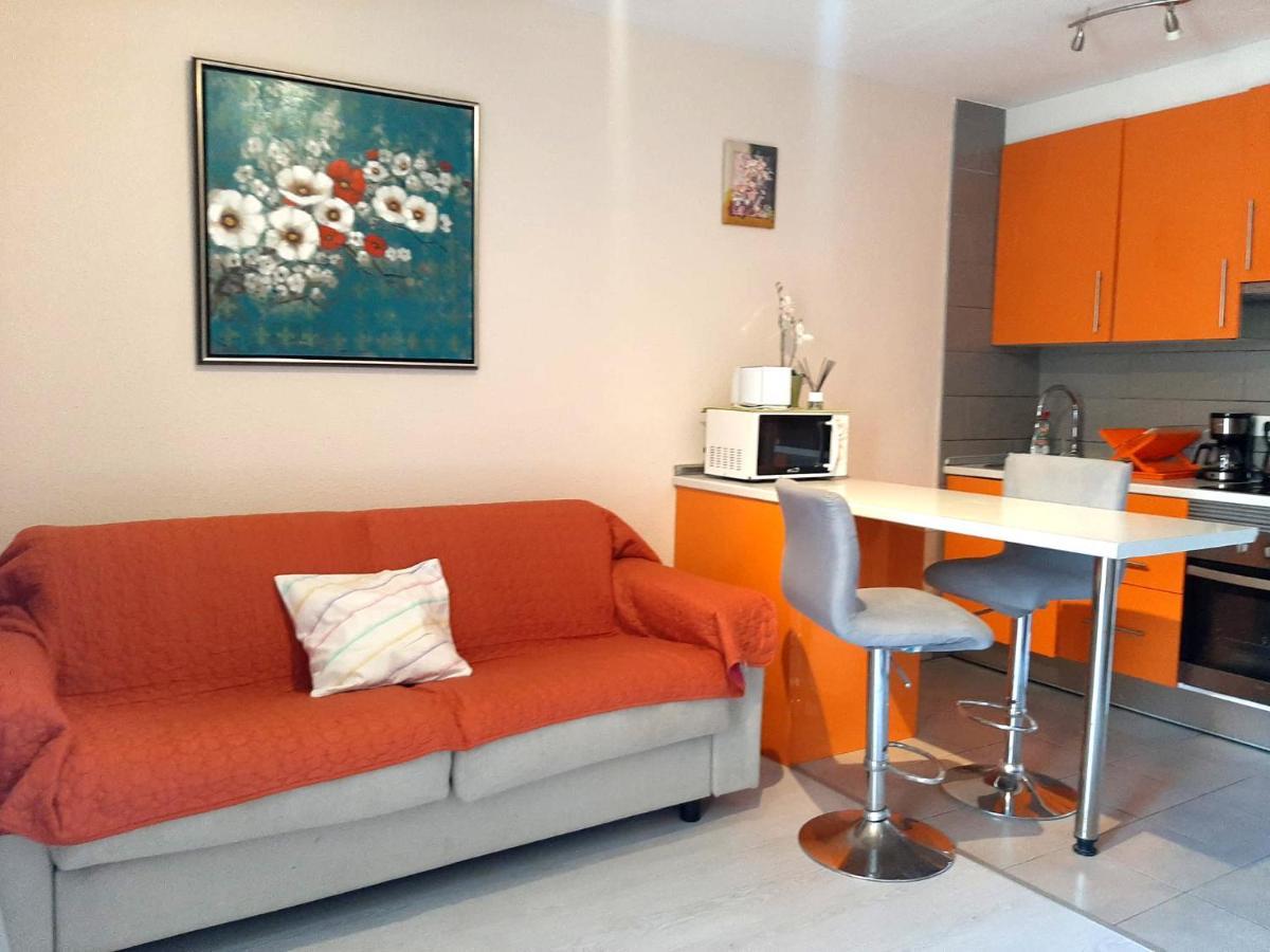 Comfortable Apartment Next To The Pools Costa Adeje  ภายนอก รูปภาพ