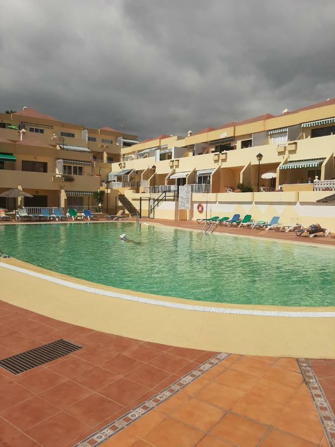 Comfortable Apartment Next To The Pools Costa Adeje  ภายนอก รูปภาพ